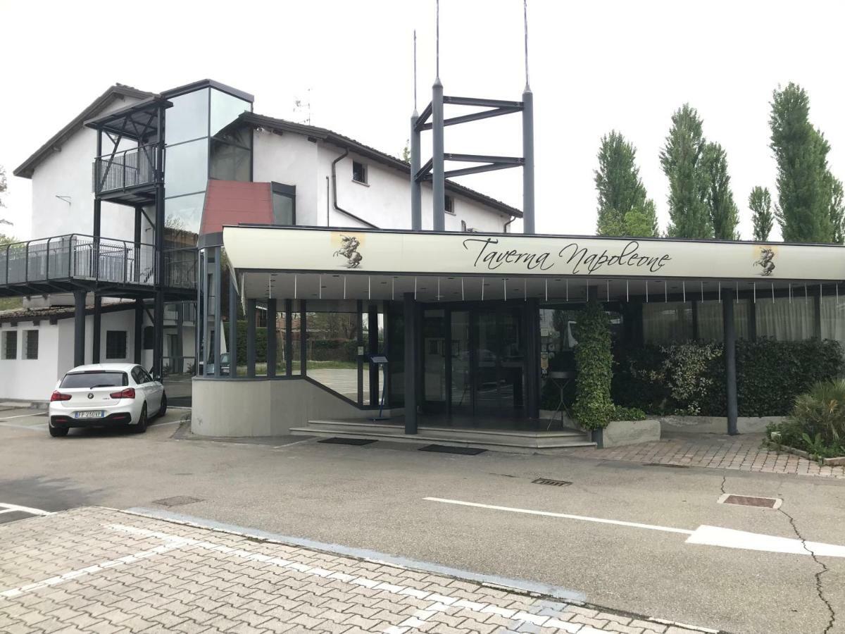 Taverna Napoleone San Lorenzo  외부 사진